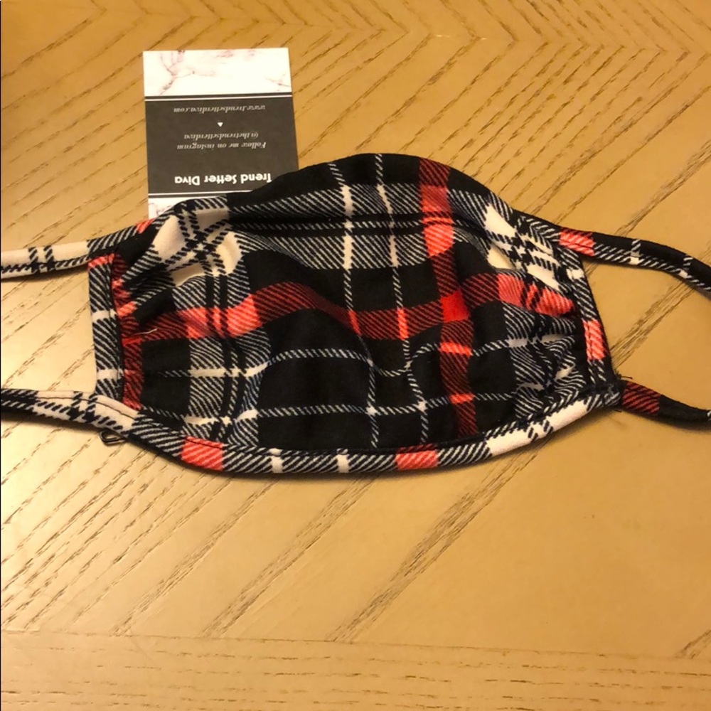2 for $20! NEW CHERRY PLAID FACE MASK - Picture 4 of 7